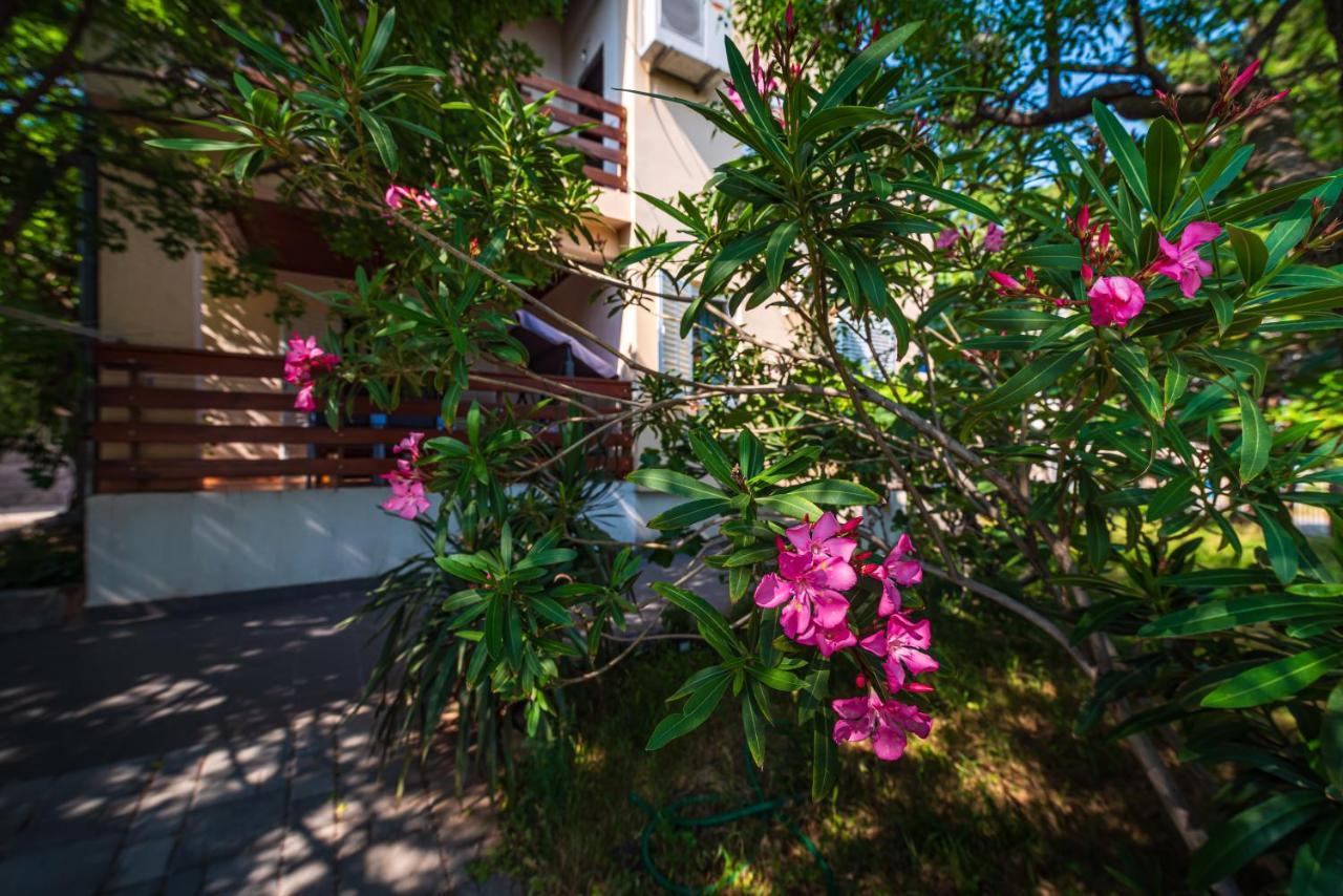 Vacation House Anna Karlobag Dış mekan fotoğraf