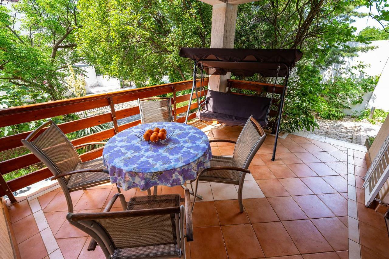 Vacation House Anna Karlobag Dış mekan fotoğraf