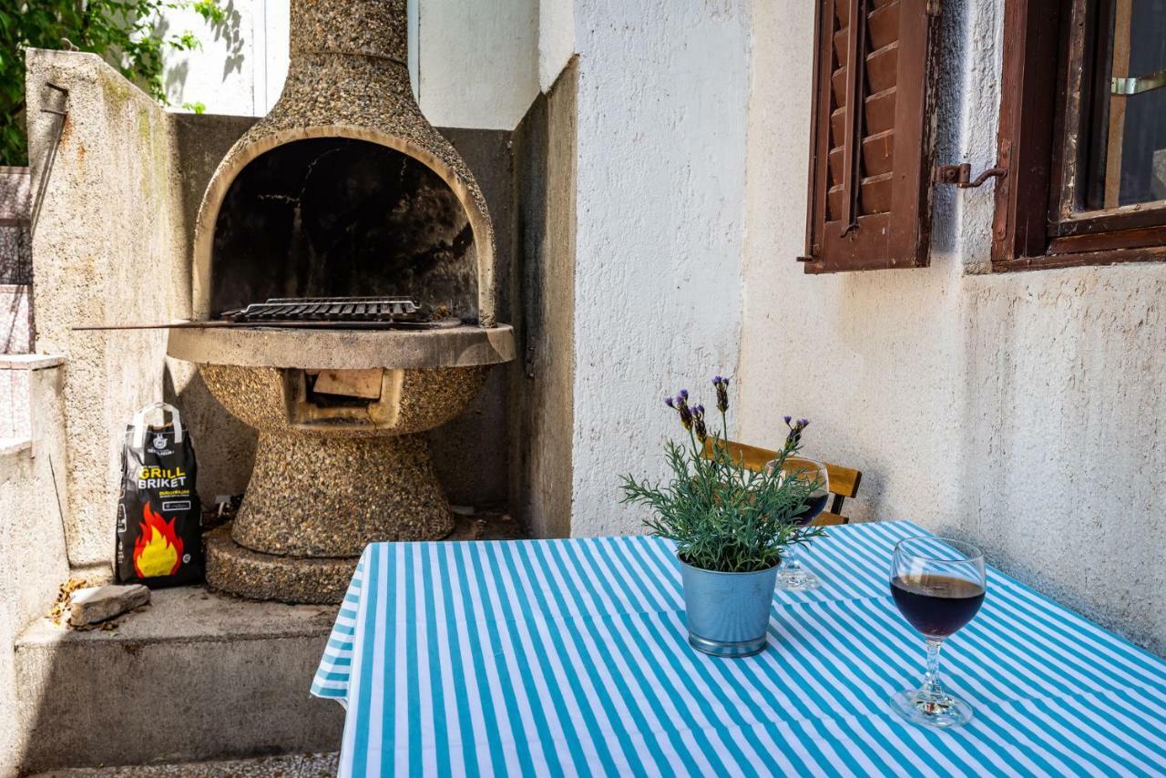 Vacation House Anna Karlobag Dış mekan fotoğraf