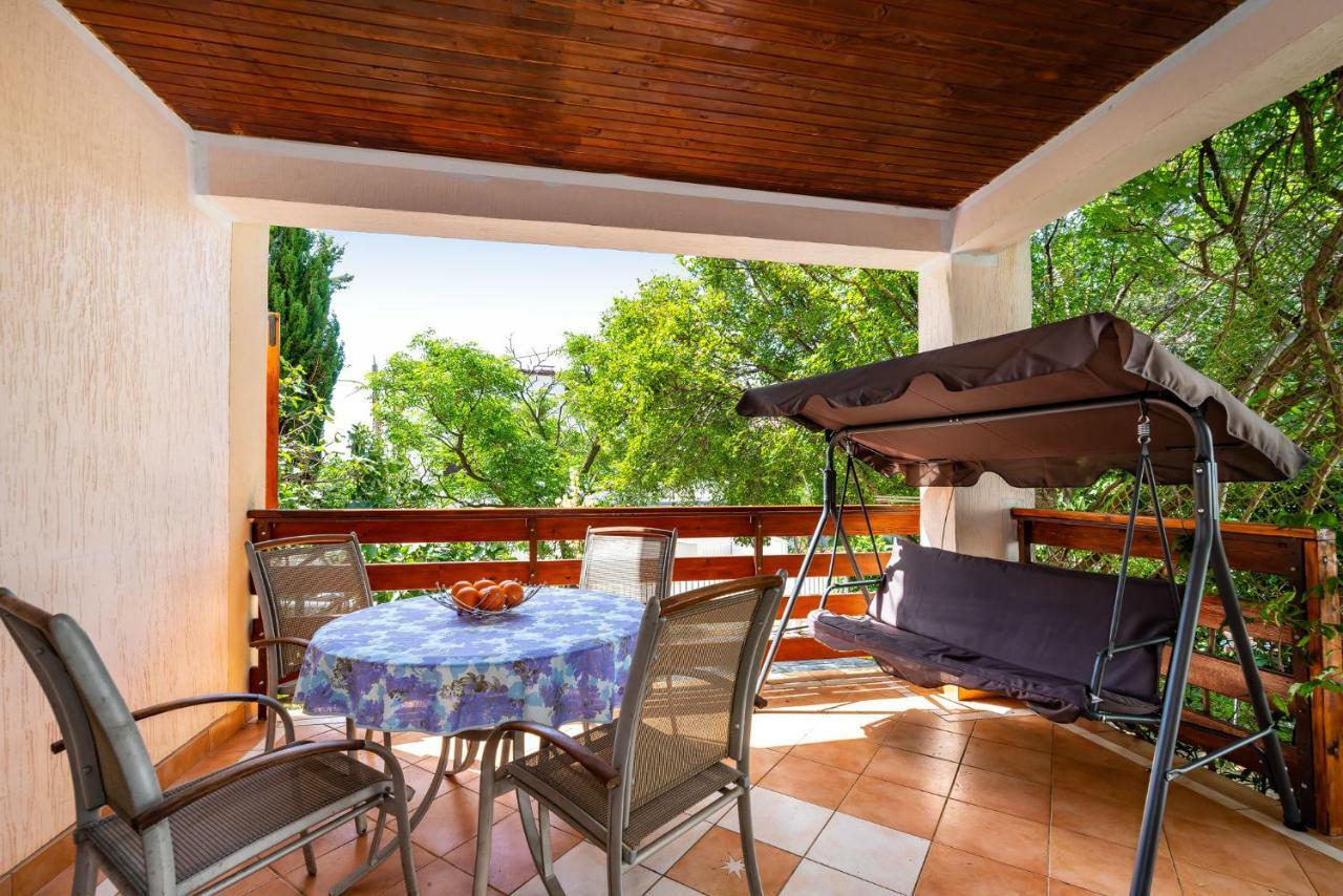 Vacation House Anna Karlobag Dış mekan fotoğraf